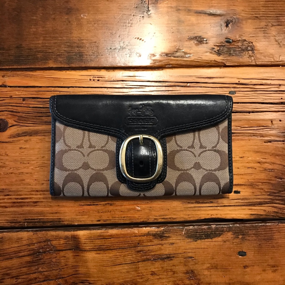 Coach signature wallet